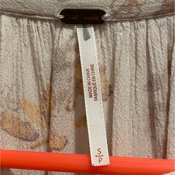 Free People Small Floral Ruched Layered Flowy Long Sleeve Blouse Top - Picture 13 of 15